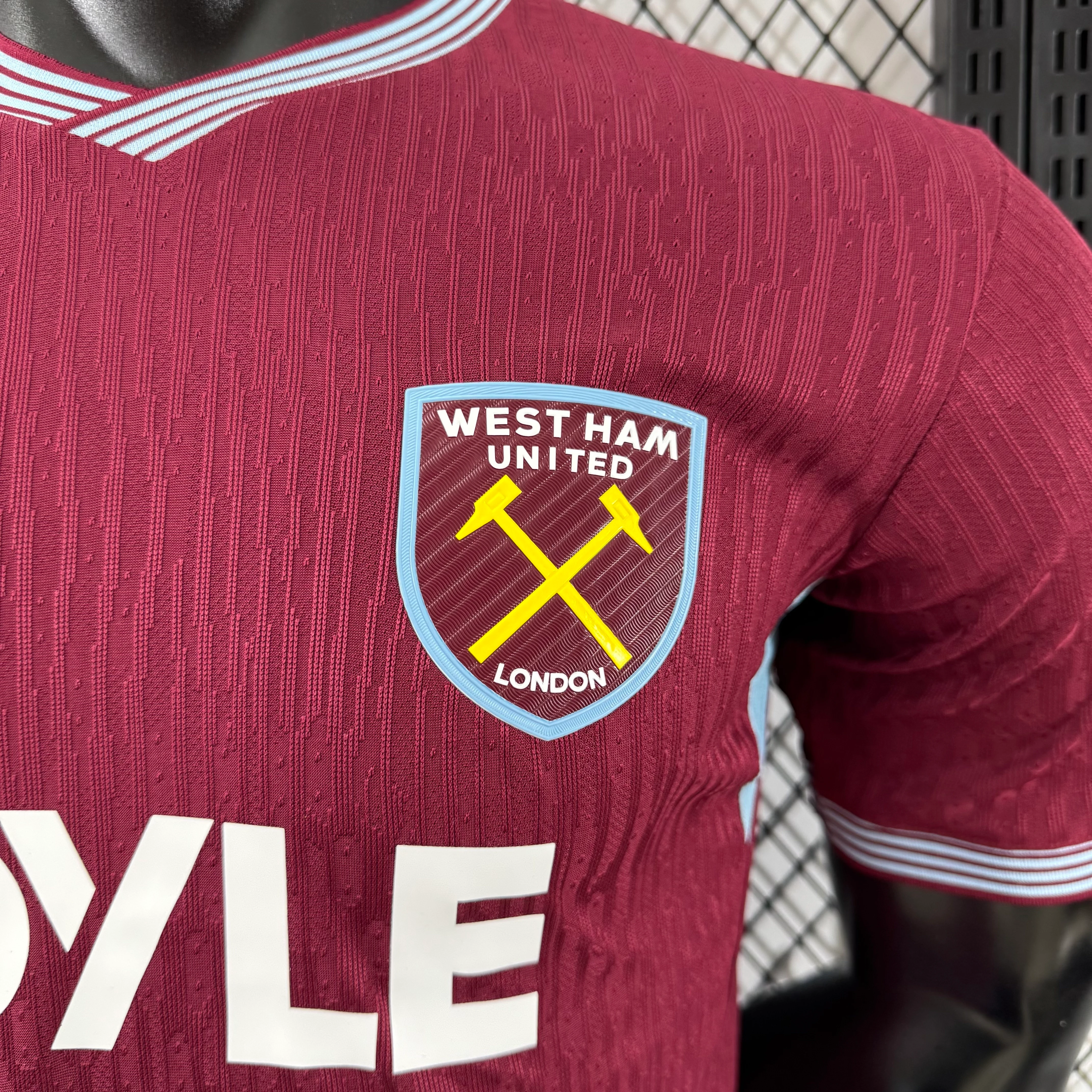 2025-26 West Ham United Home Shirt – Player Version view 5