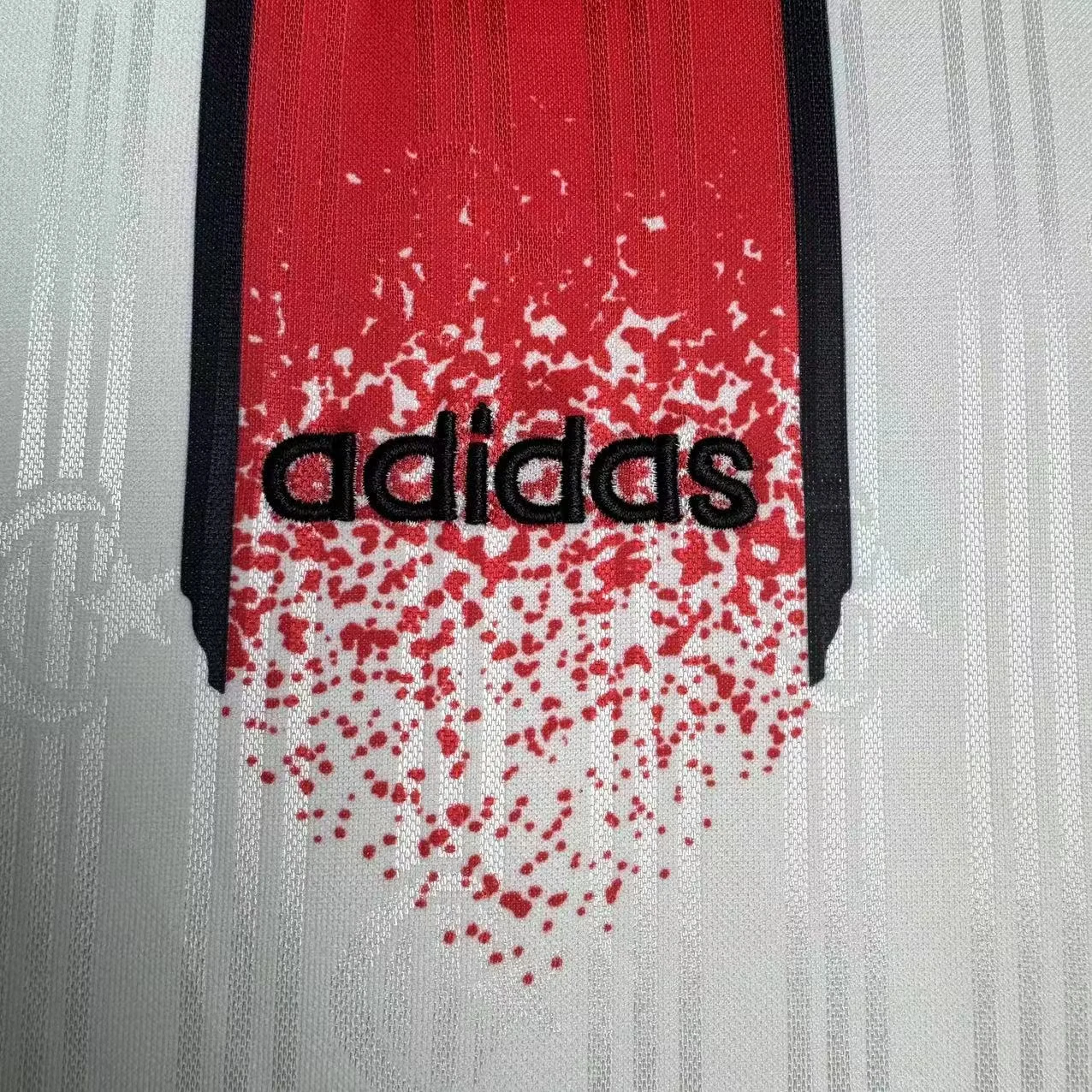 1996 Türkiye Away Retro Jersey view 9