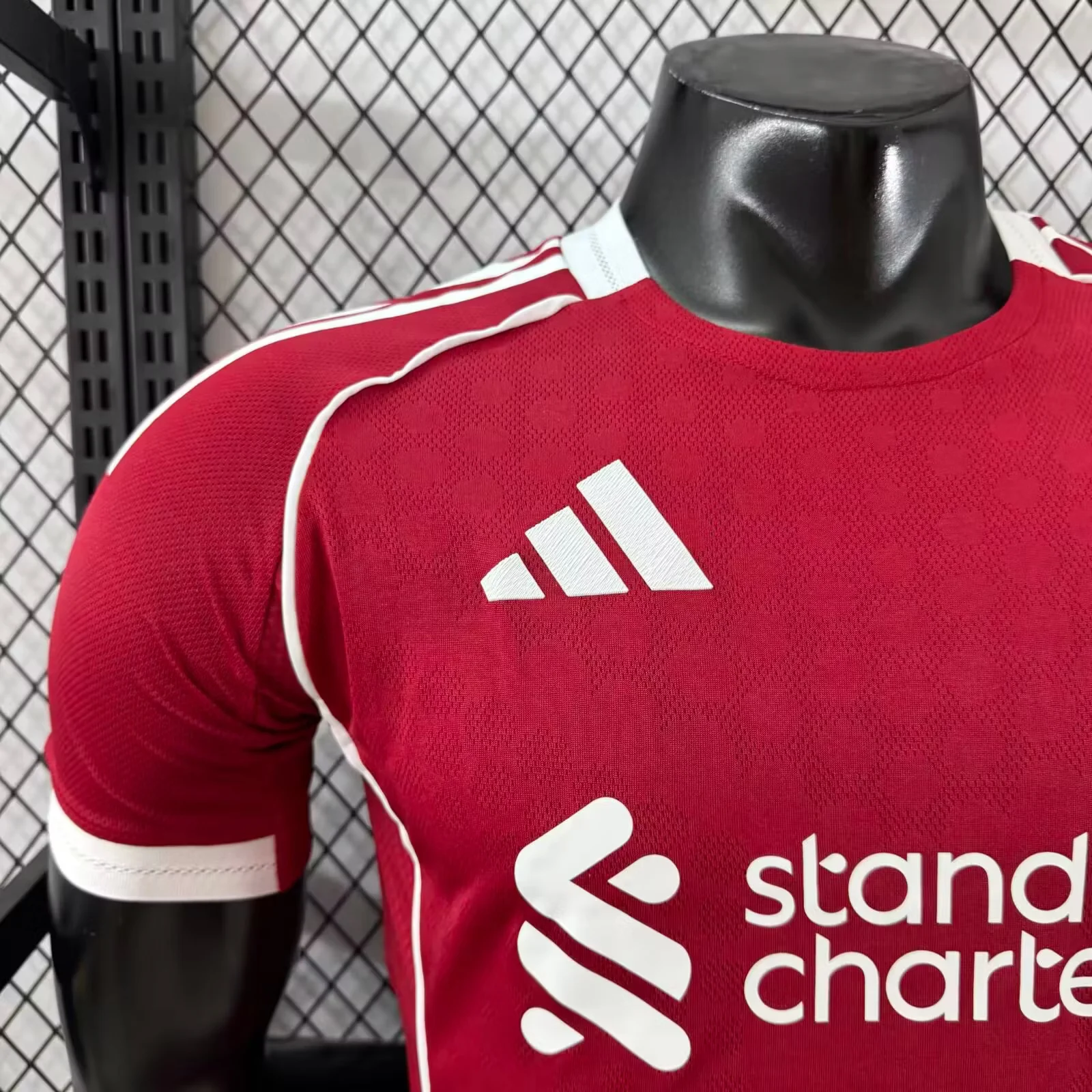 2025-26 Liverpool Home Shirt - Player Edition view 4