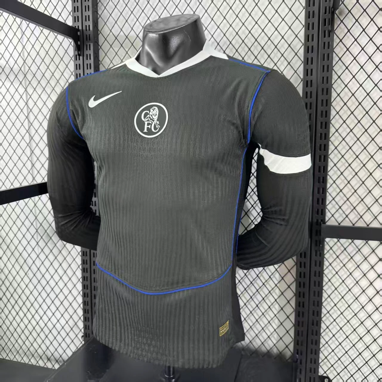 2025-26 Chelsea Third Away Long-Sleeve Jersey – Player Version view 10