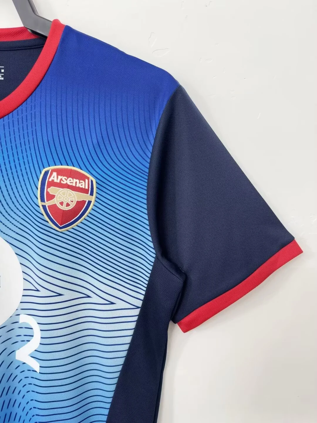 2002-04 Arsenal Away Retro Shirt view 8