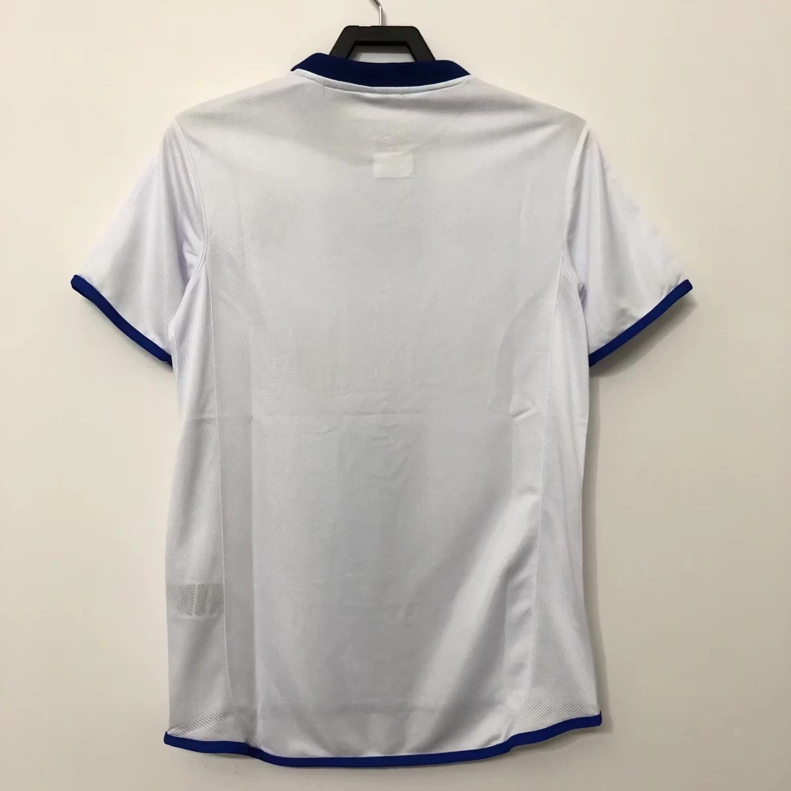 2003 Chelsea Away Retro Kit view 2