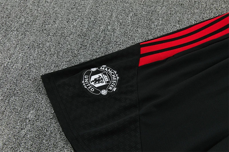 2026-27 Manchester United Red Short-Sleeve Training Jersey view 9