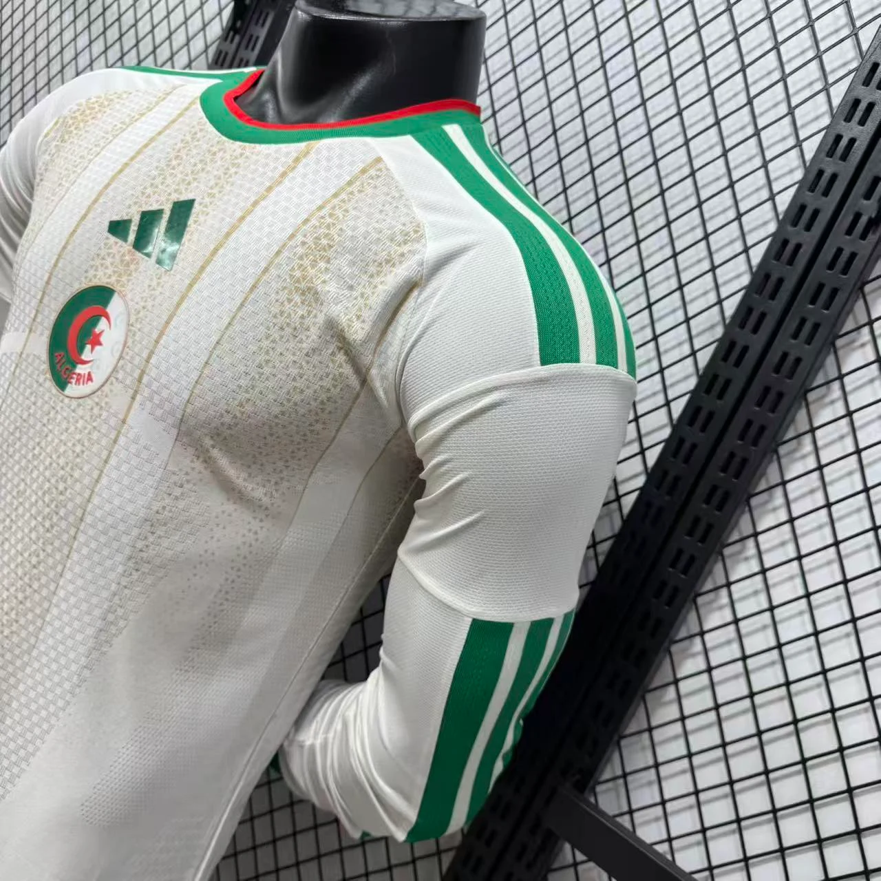 2026-27 Algeria Home Long-Sleeve Jersey - Player Version view 6
