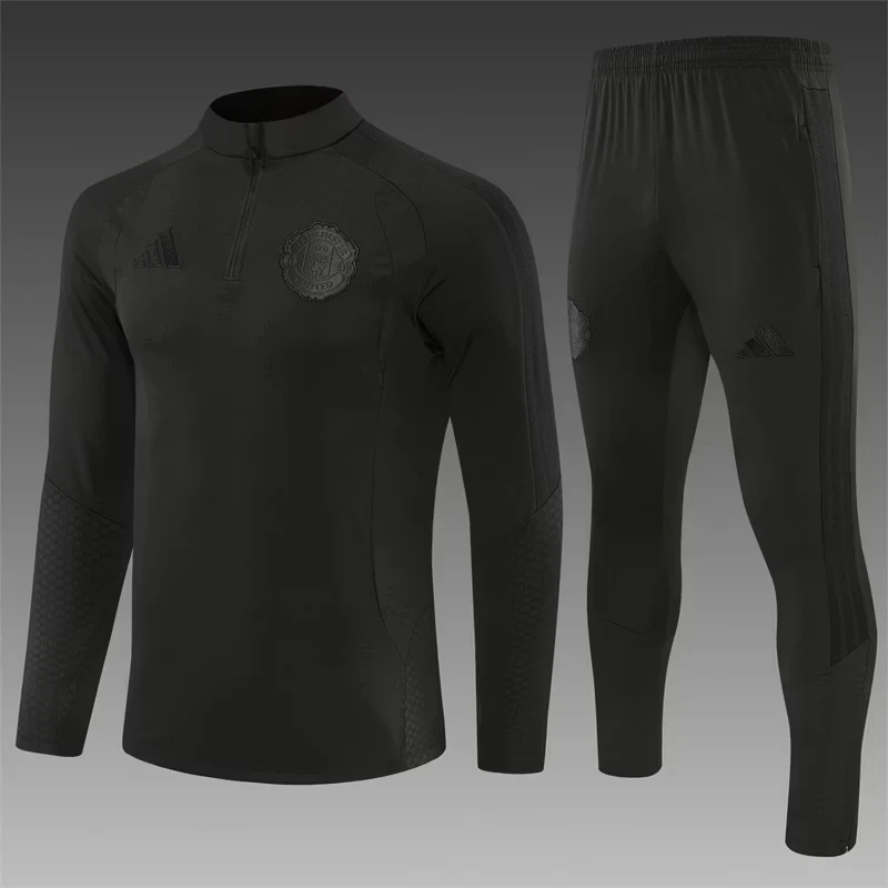 2026-27 Manchester United Black Half-Zip Training Jersey