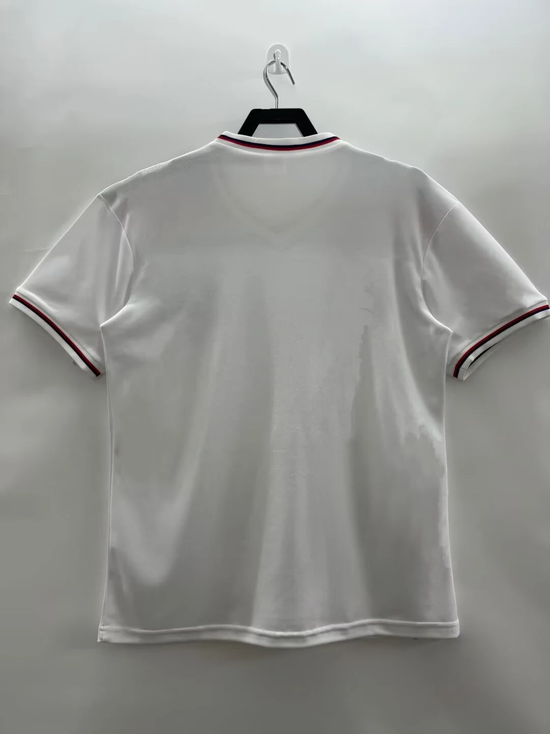 1982 England Home Retro Jersey view 2