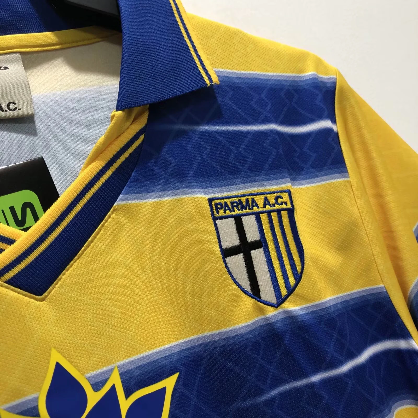 1998-99 Parma Home Retro Jersey view 5