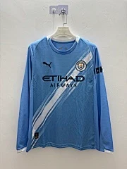 2025-26 Manchester City home long-sleeved jersey. view 3