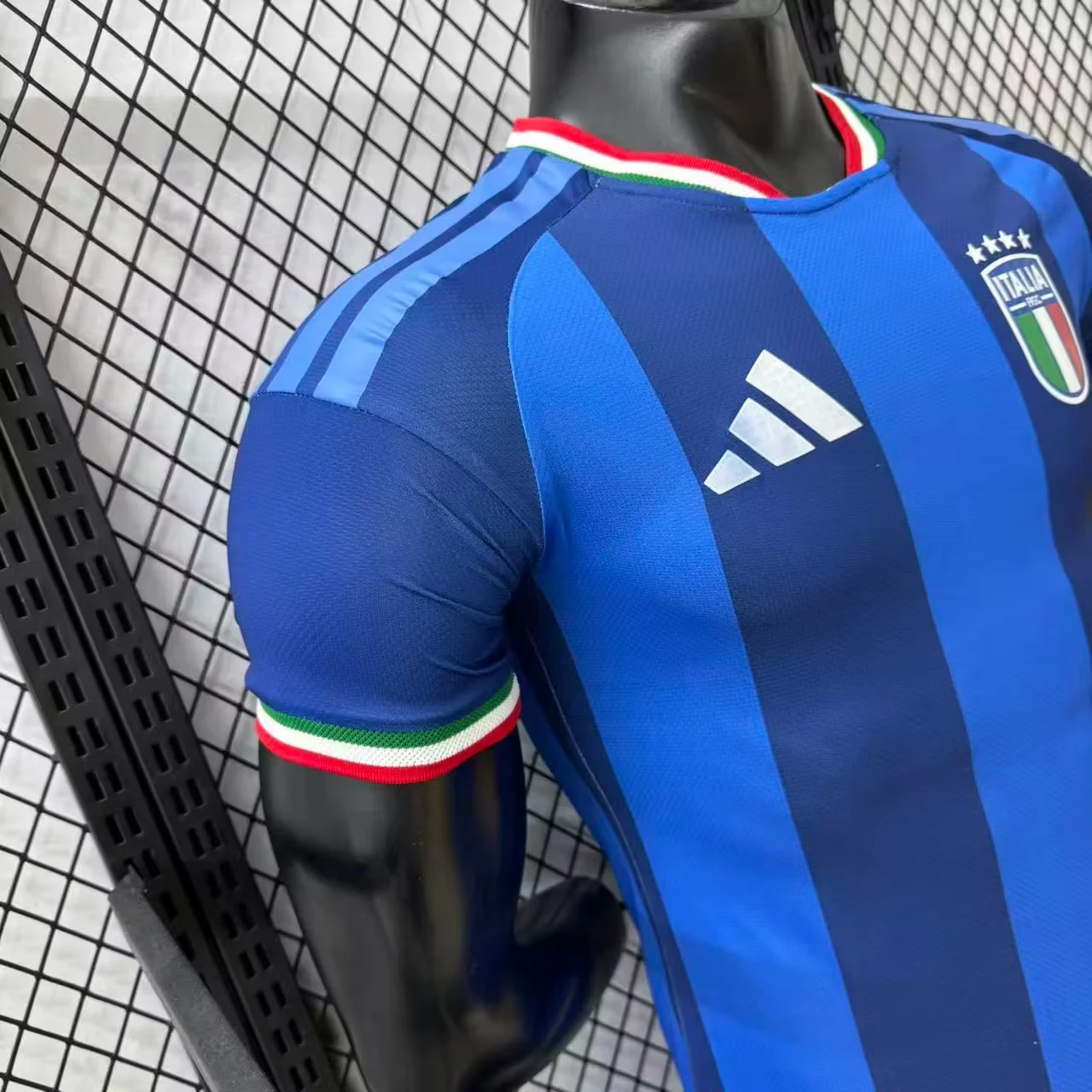 2026-27 Italy Special Edition Jersey – Player Version view 9