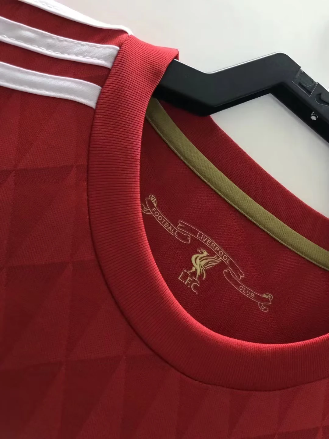 2010 Liverpool Home Retro Jersey view 8
