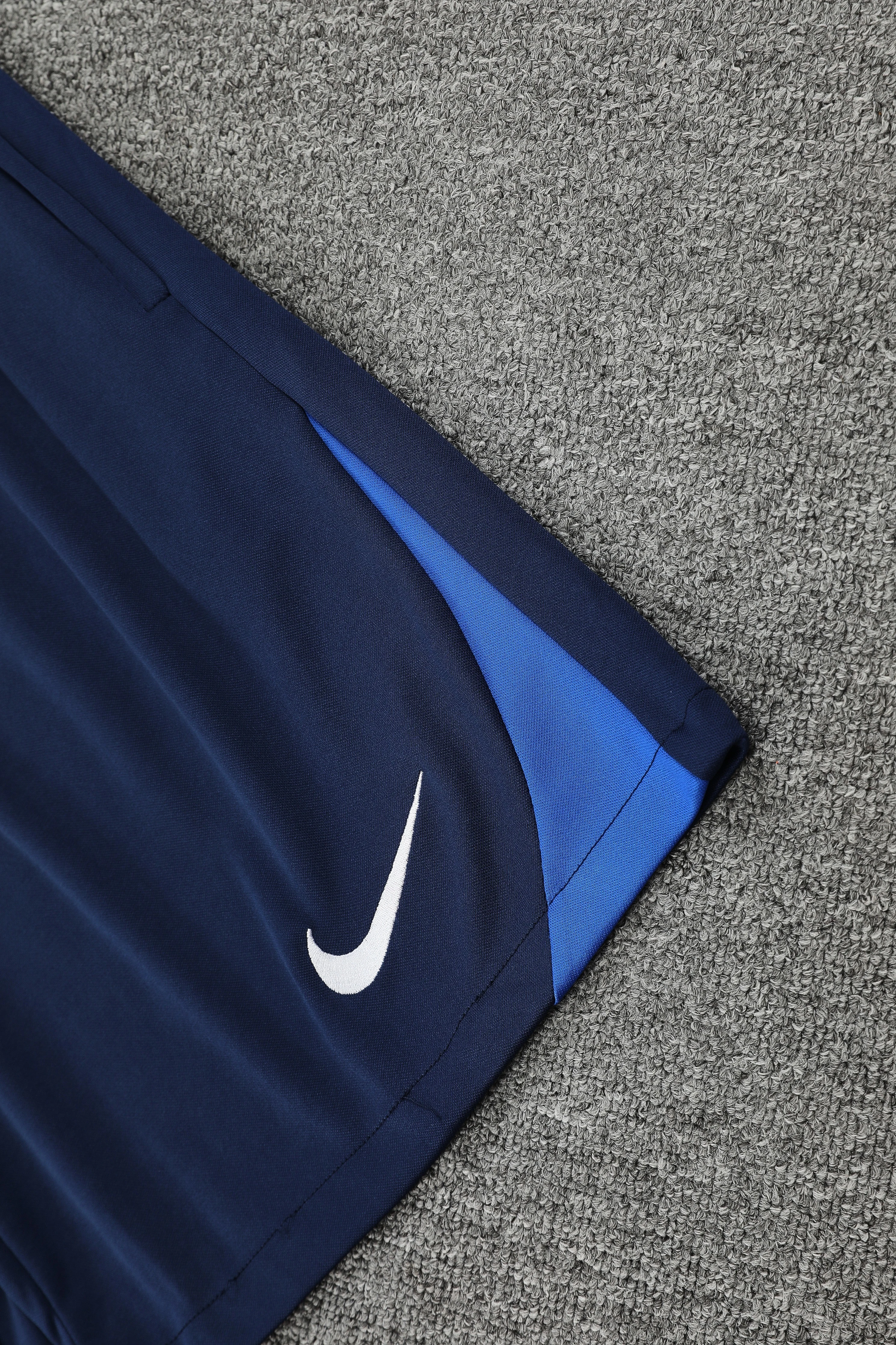 2025-26 Paris Saint-Germain training vest jersey view 5