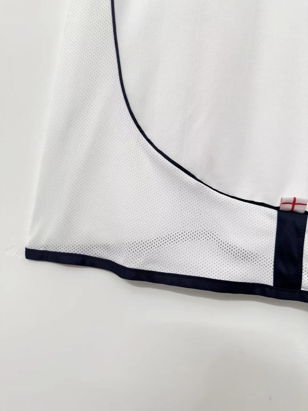 2002 England Home Retro Jersey view 3