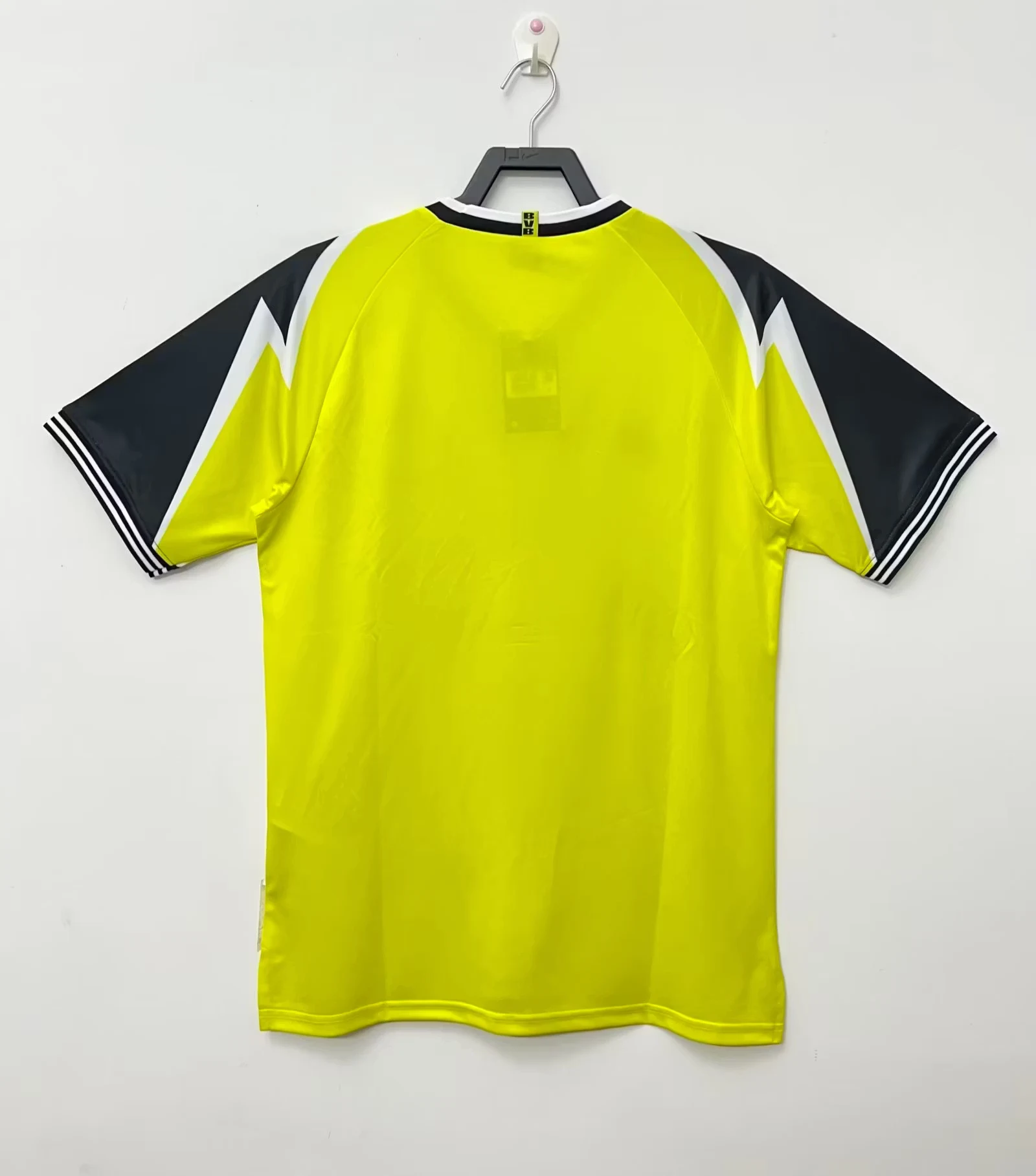 1995-96 Dortmund Home Retro Jersey view 2