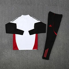 2025-26 Manchester United White Half-Raised Training Jersey view 20