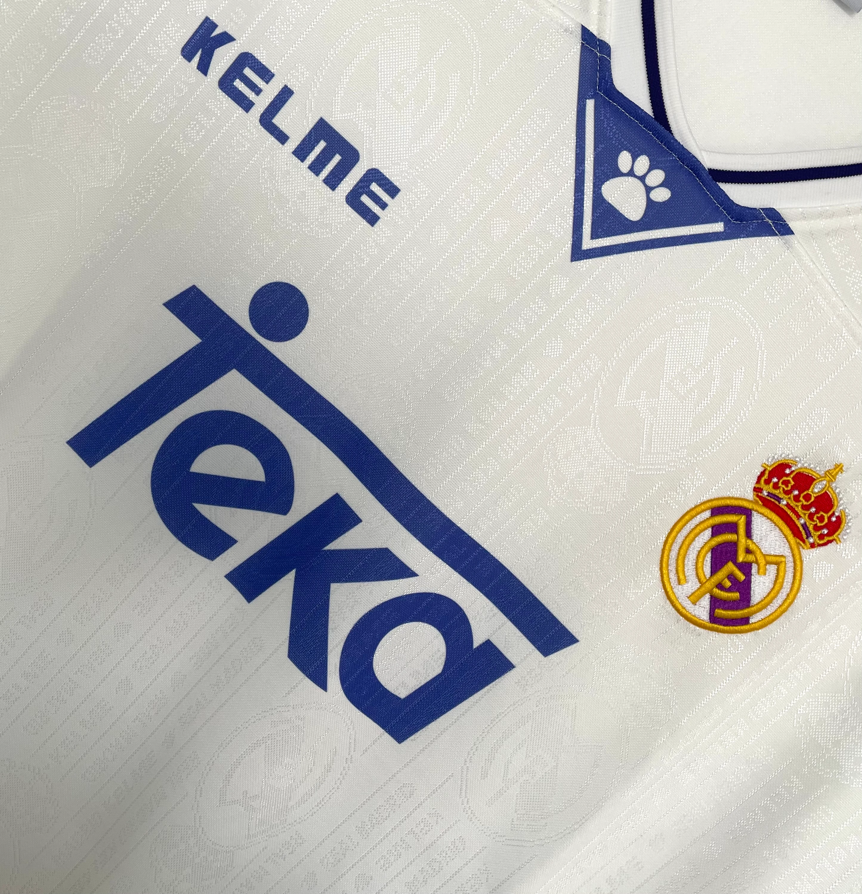 1996-97 Real Madrid Home Retro Jersey view 4