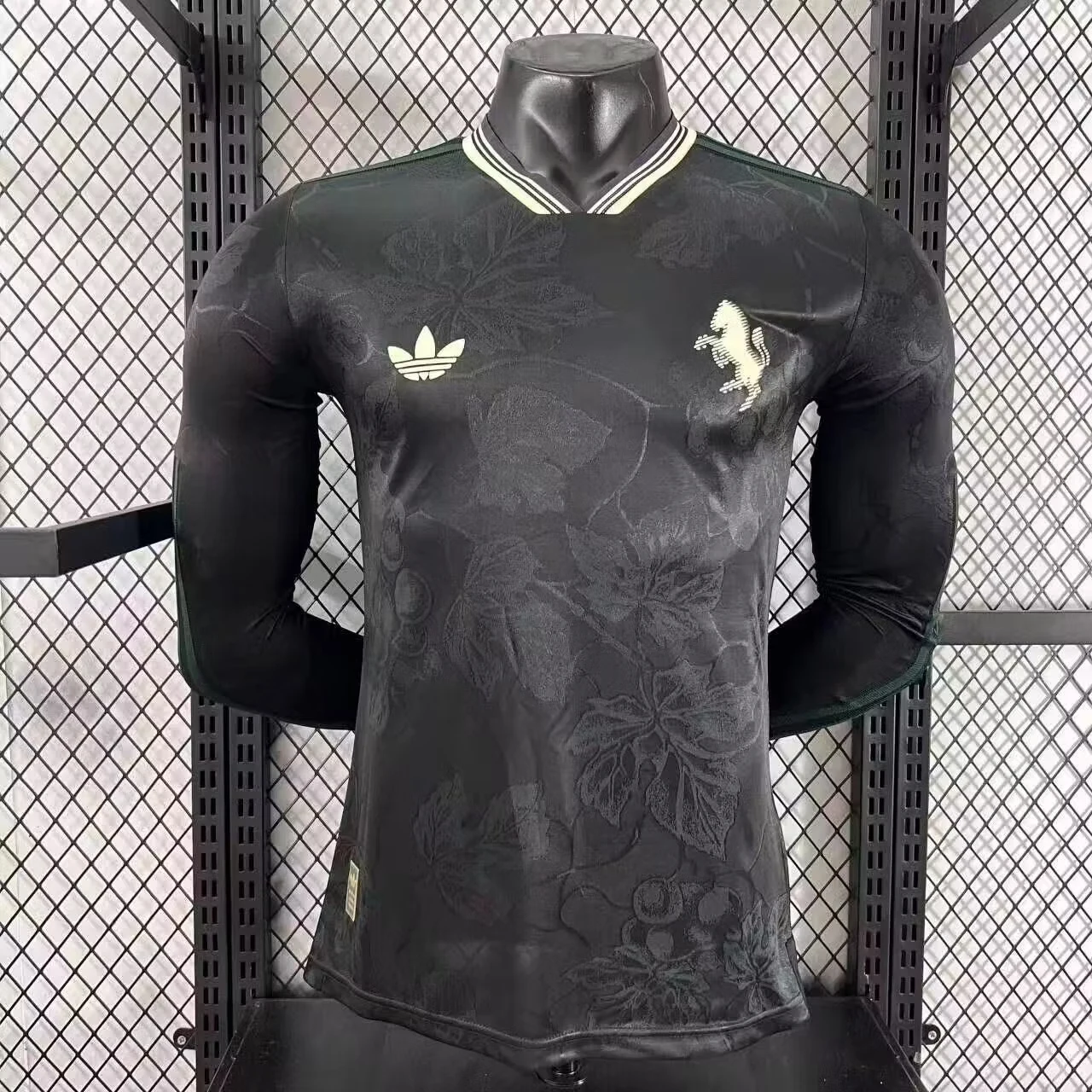 2025-26 Juventus Second Away Long-Sleeve Jersey - Player Version