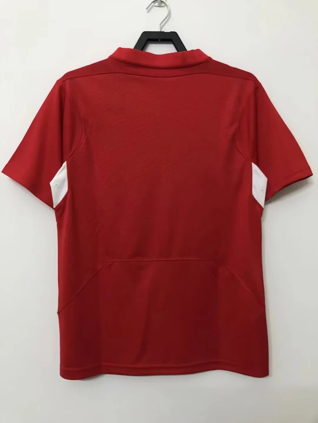 2004-05 Liverpool Home Retro Jersey view 2