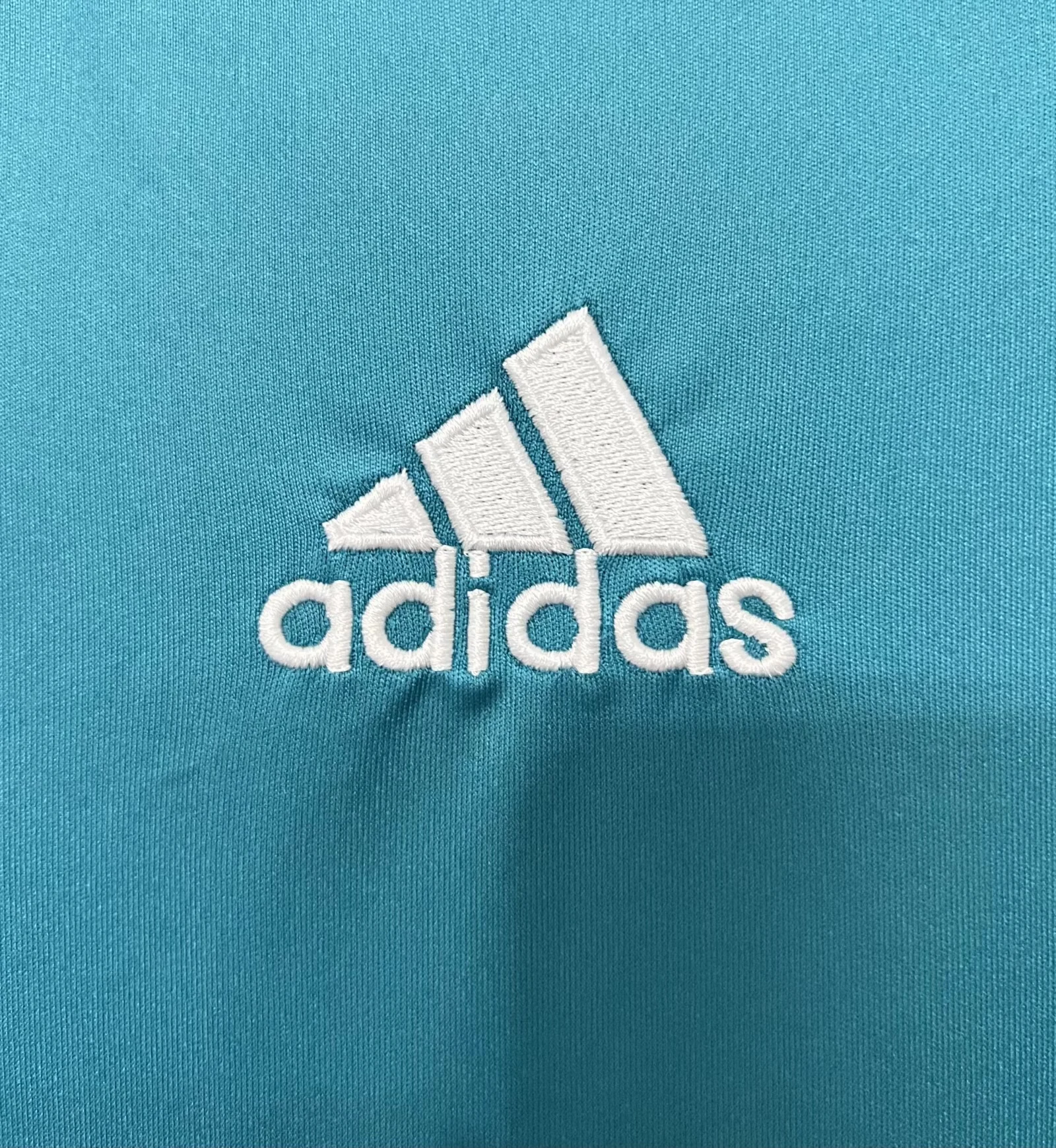 2017-18 Real Madrid Second Away Retro Jersey view 6