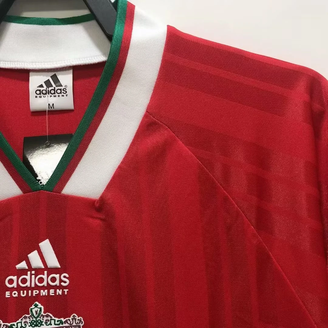 1993-95 Liverpool Home Retro Jersey view 7