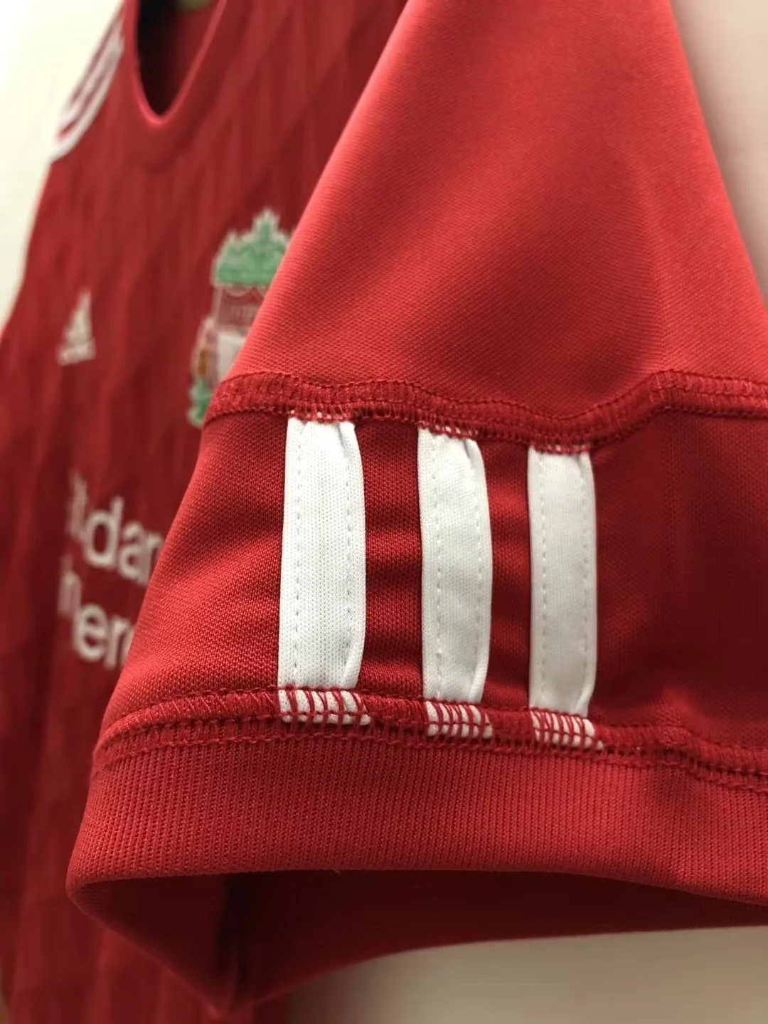2010 Liverpool Home Retro Jersey view 6