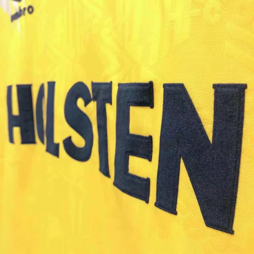 1992-94 Tottenham Hotspur Away Retro Kit view 5