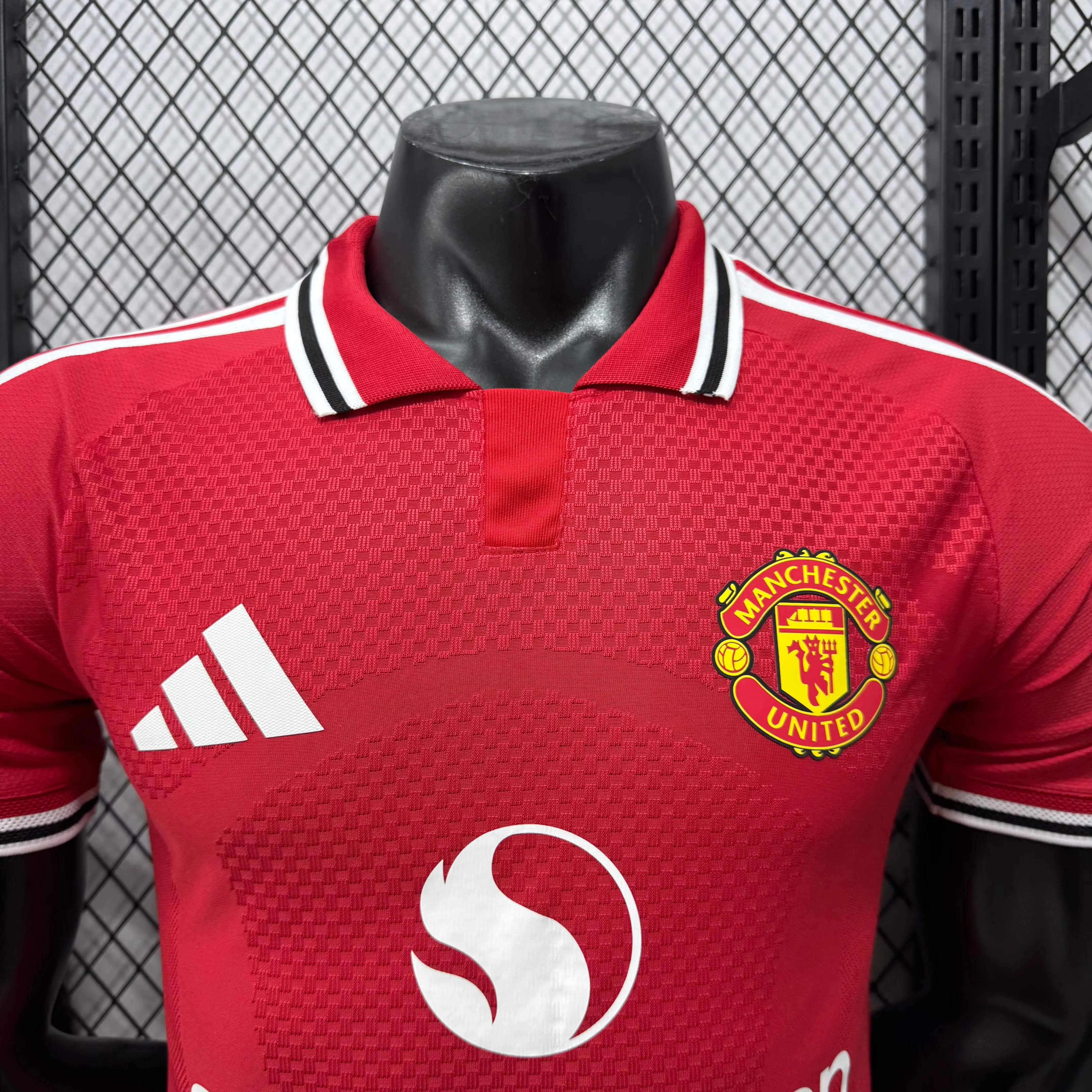 2026-27 Manchester United Home Shirt – Player Version view 3