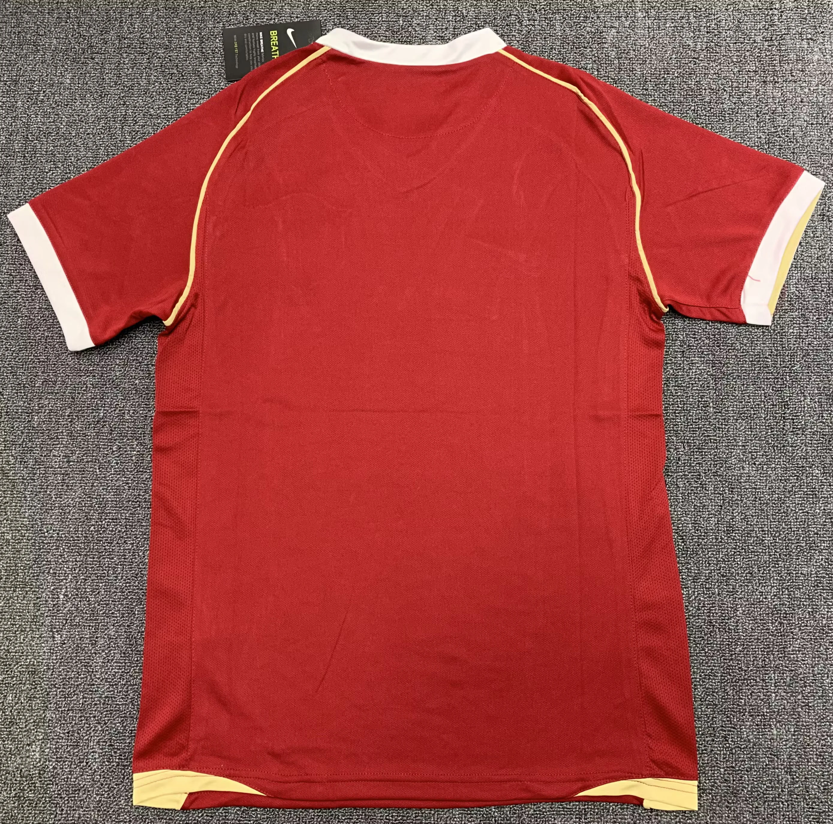 2006-07 Manchester United Home Retro Jersey view 2
