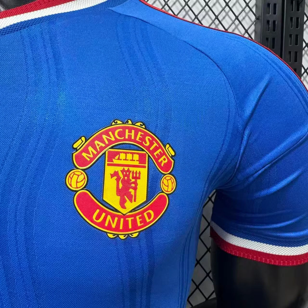 2026-27 Manchester United Away Shirt – Player Version view 5