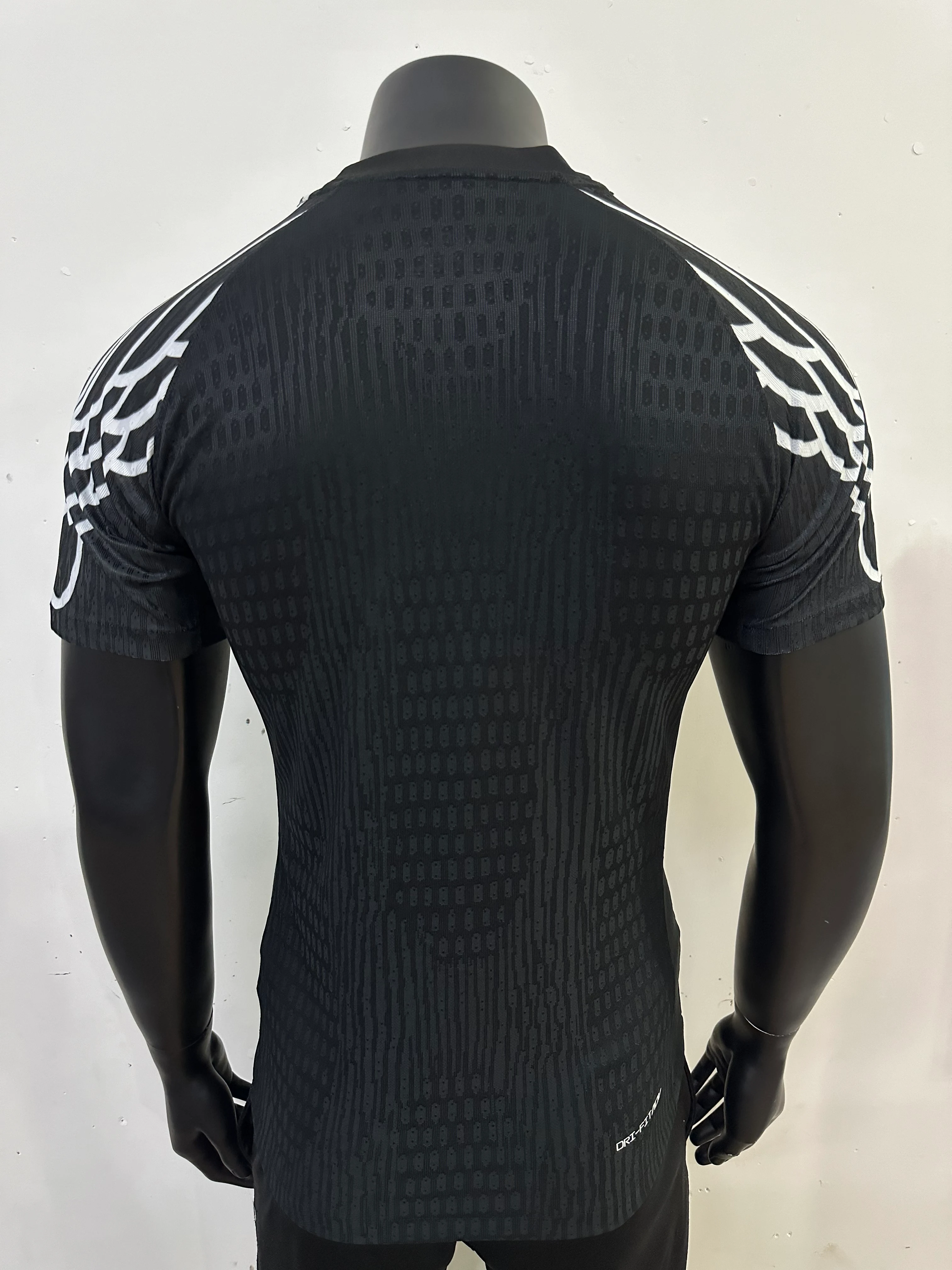 2025-26 Paris Saint-Germain Special Edition Jersey – Player Version view 9
