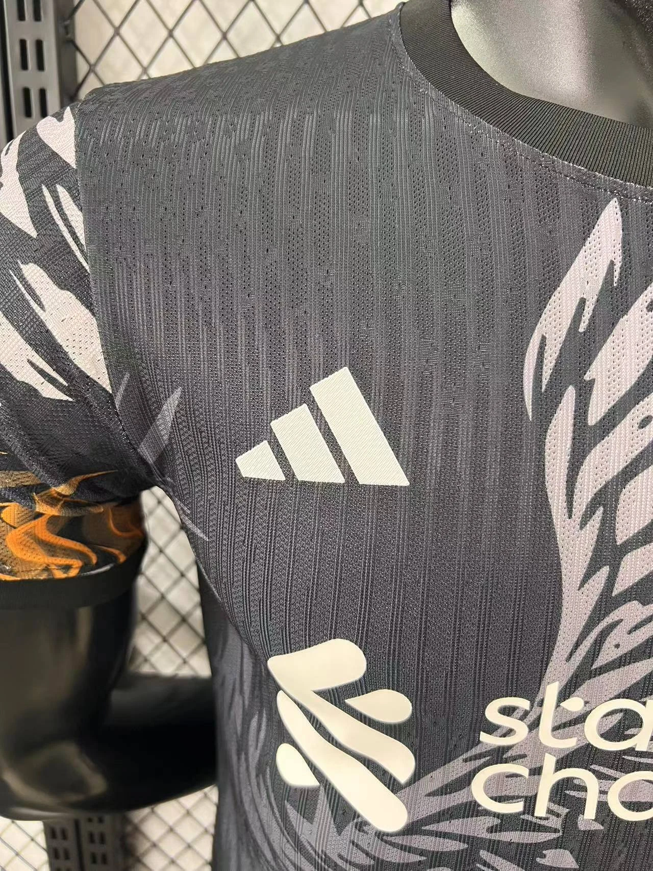 2025-26 Liverpool Special Edition Jersey – Player Version view 4
