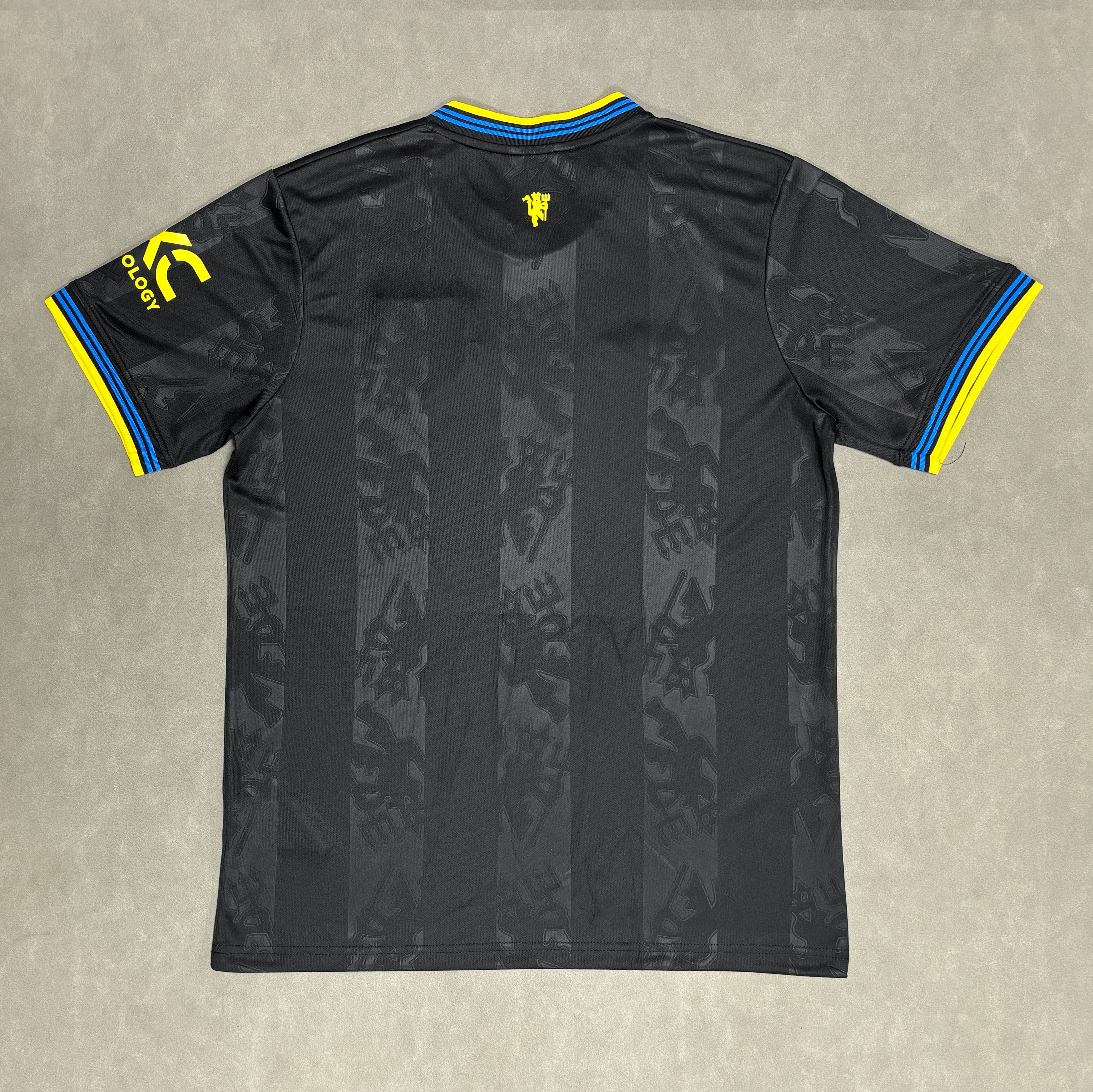 2025-26 Manchester United Third Away Kit – Fan Version view 2