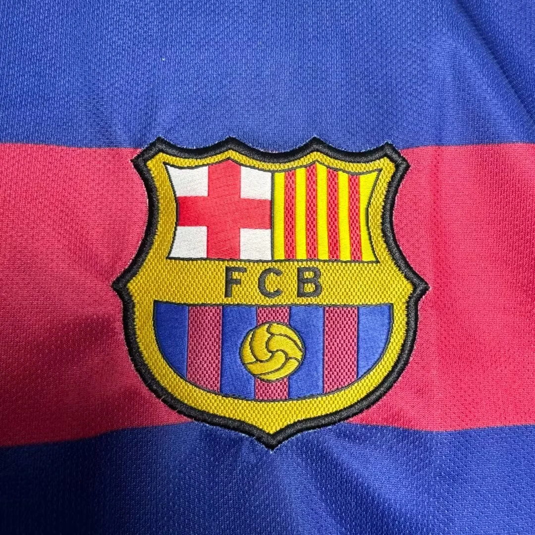 2015-16 Barcelona Home Retro Jersey view 7