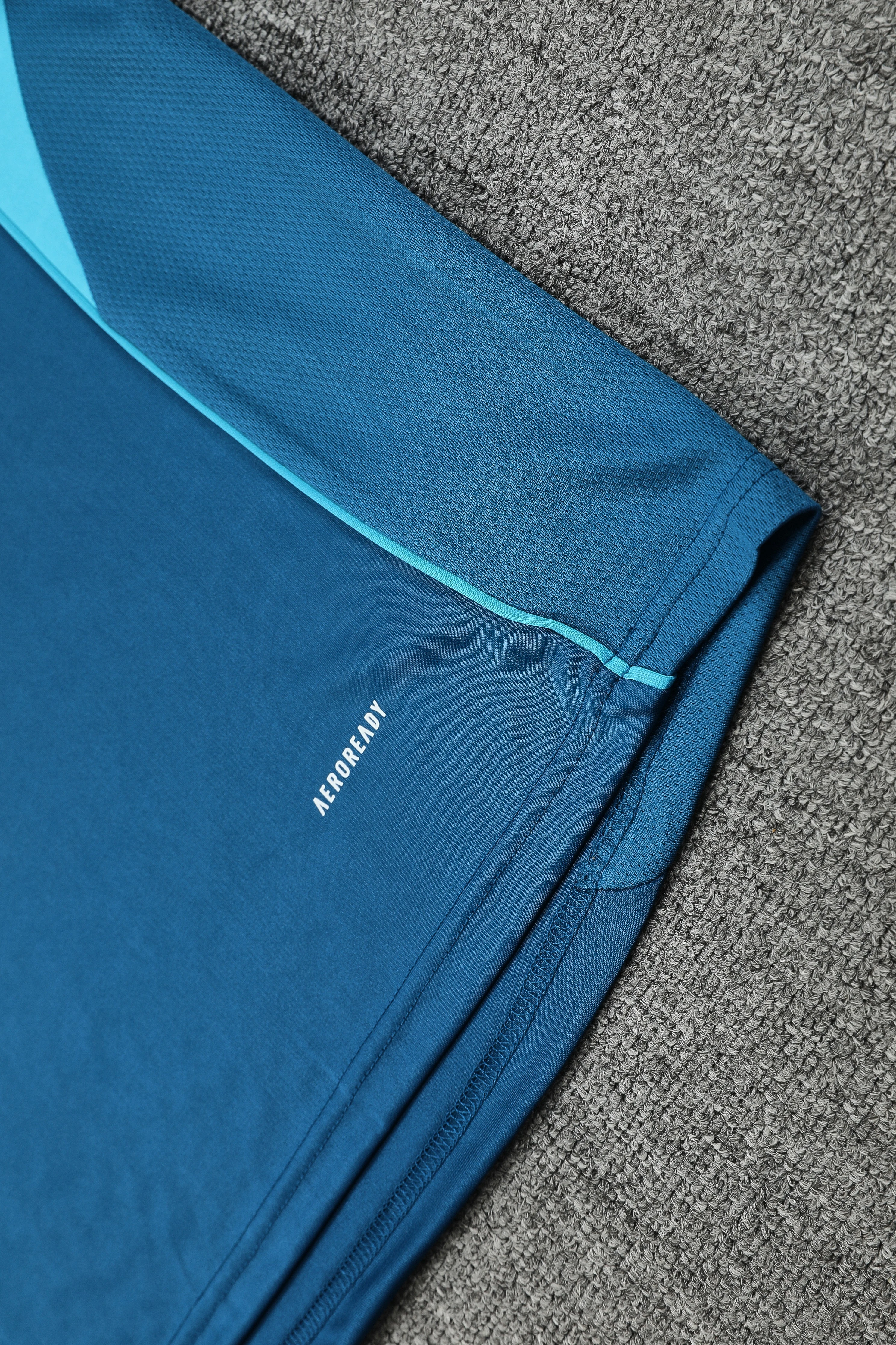 2025-26 Cougars Training Vest Jersey view 4