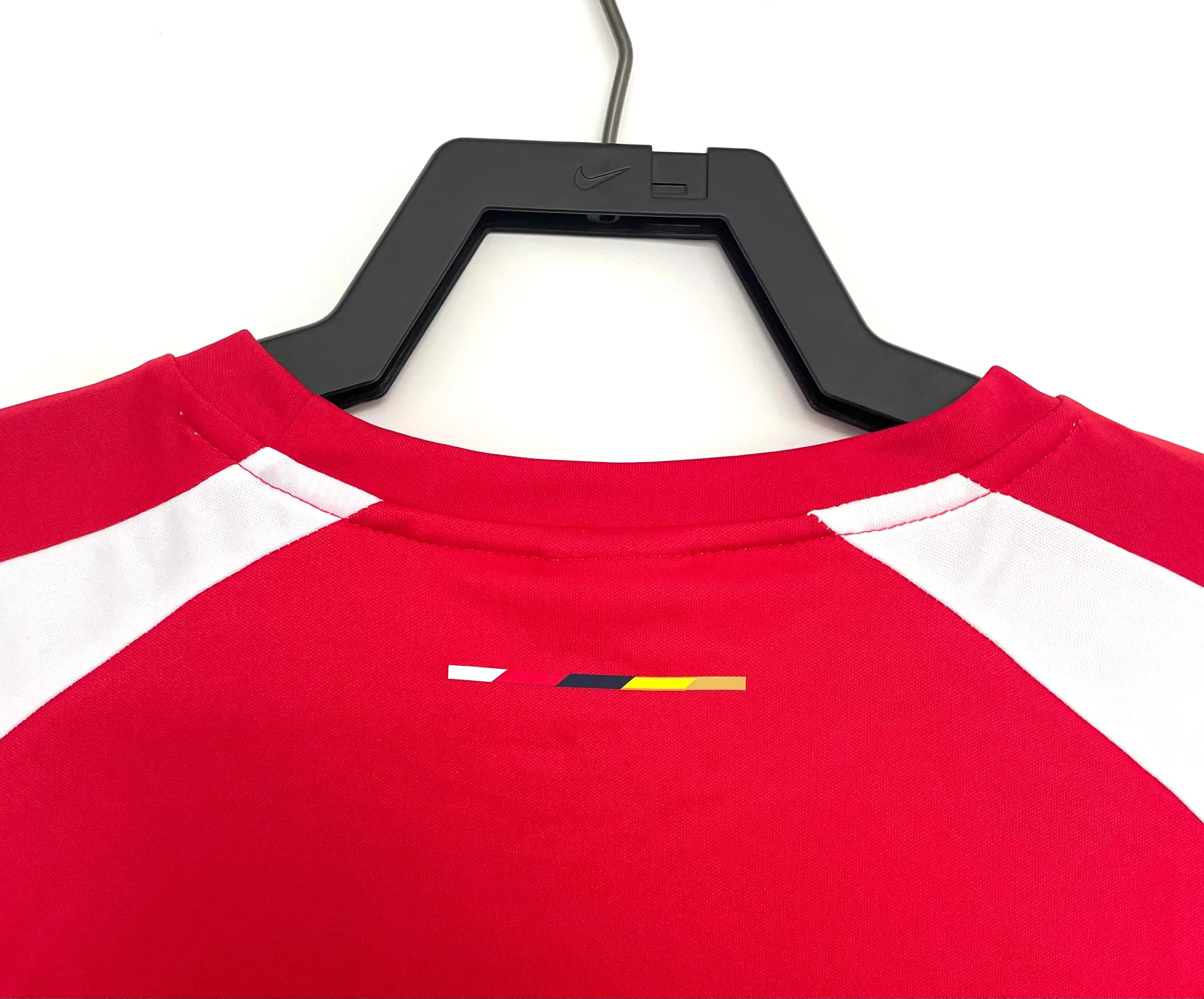 2014-15 Arsenal Home Retro Shirt view 7