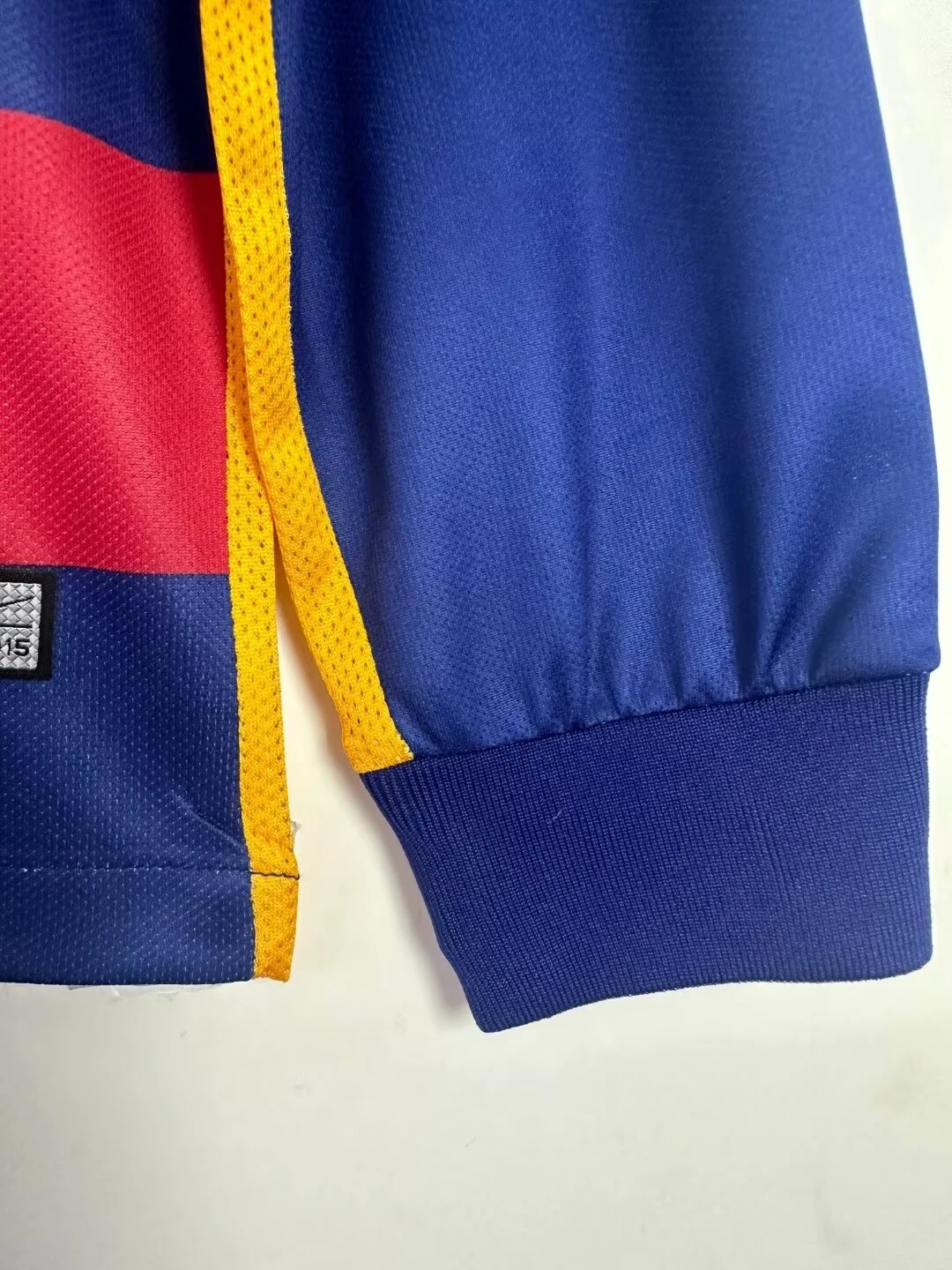 2015-16 Barcelona Home Long Sleeve Retro Jersey view 8