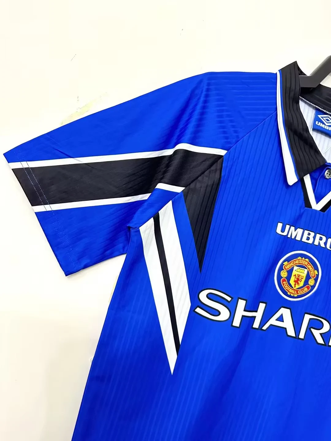 1996-98 Manchester United Second Away Retro Jersey view 8