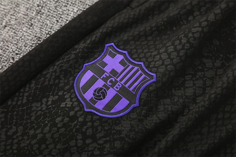 2025-26 Barcelona Black Half-Zip Training Jersey view 12