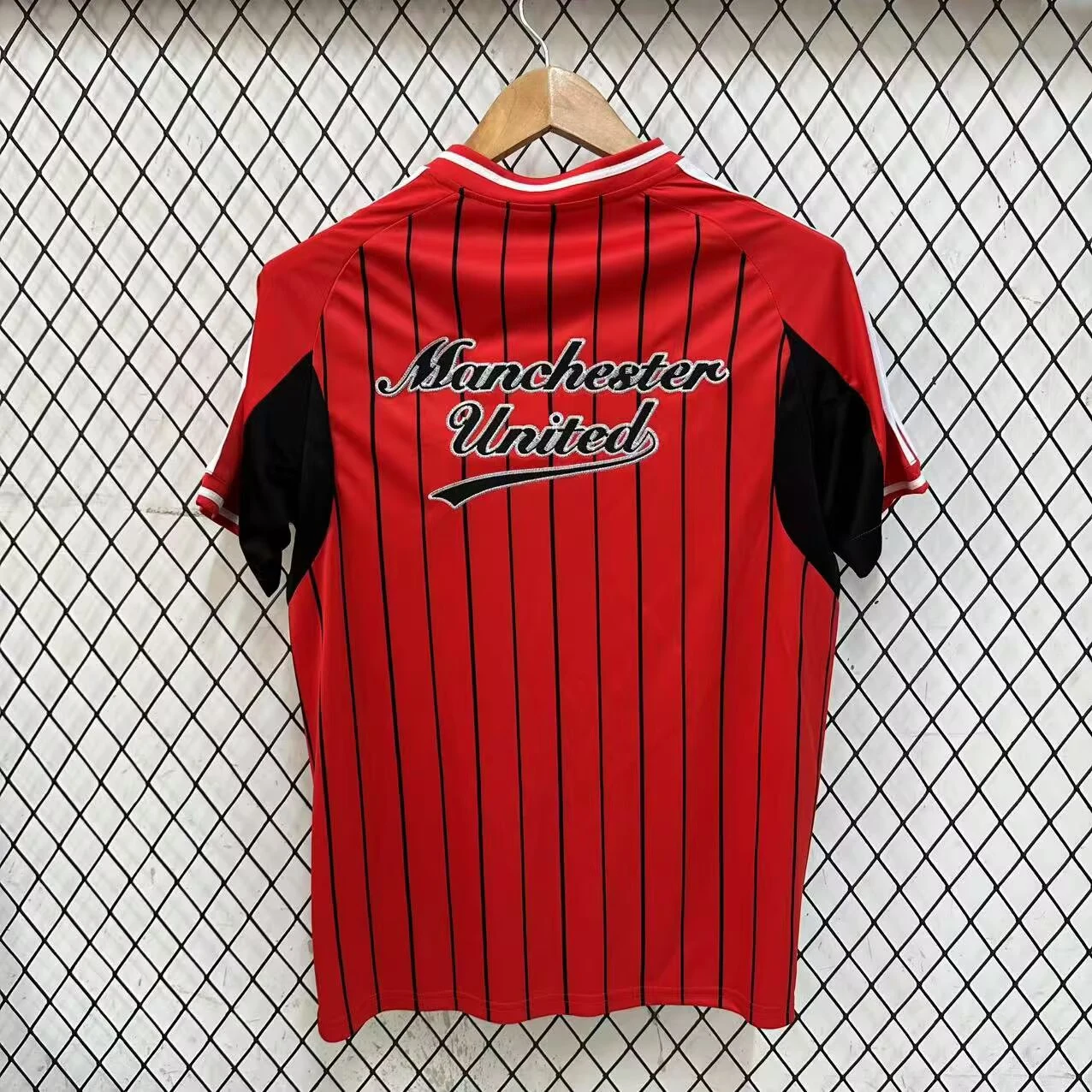 2025-26 Manchester United Baseball Jersey view 2