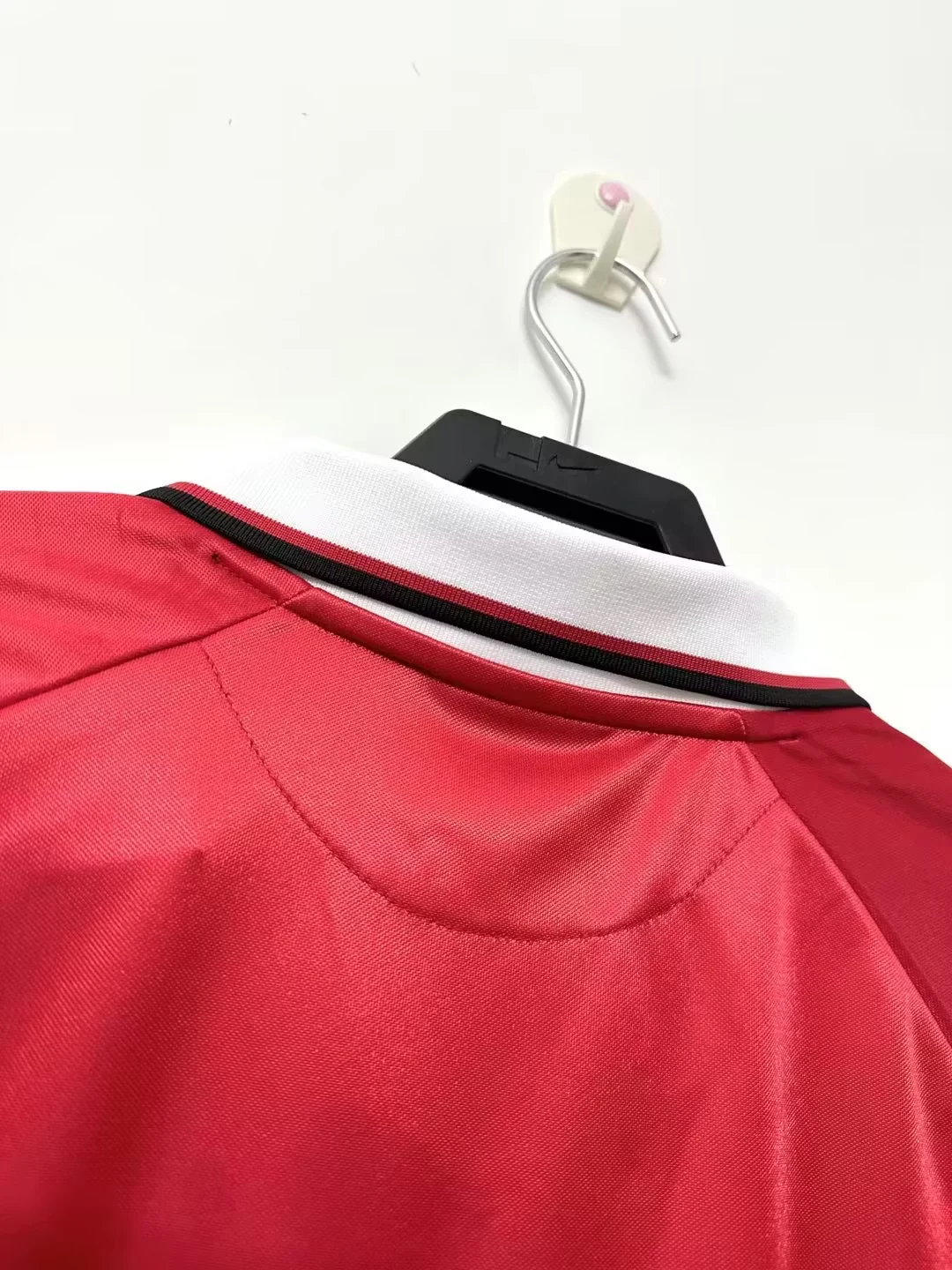 1999-00 Manchester United Home Long Sleeve Retro Shirt view 5