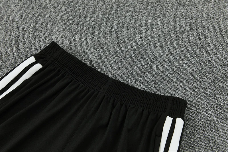 2026-27 Liverpool Black Half-Zip Training Jersey view 5