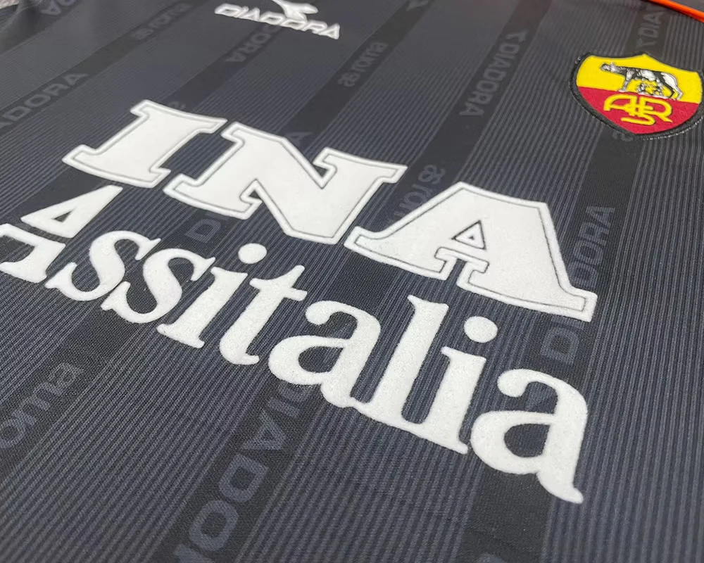 1999-00 Roma Away Retro Shirt - Kids view 4