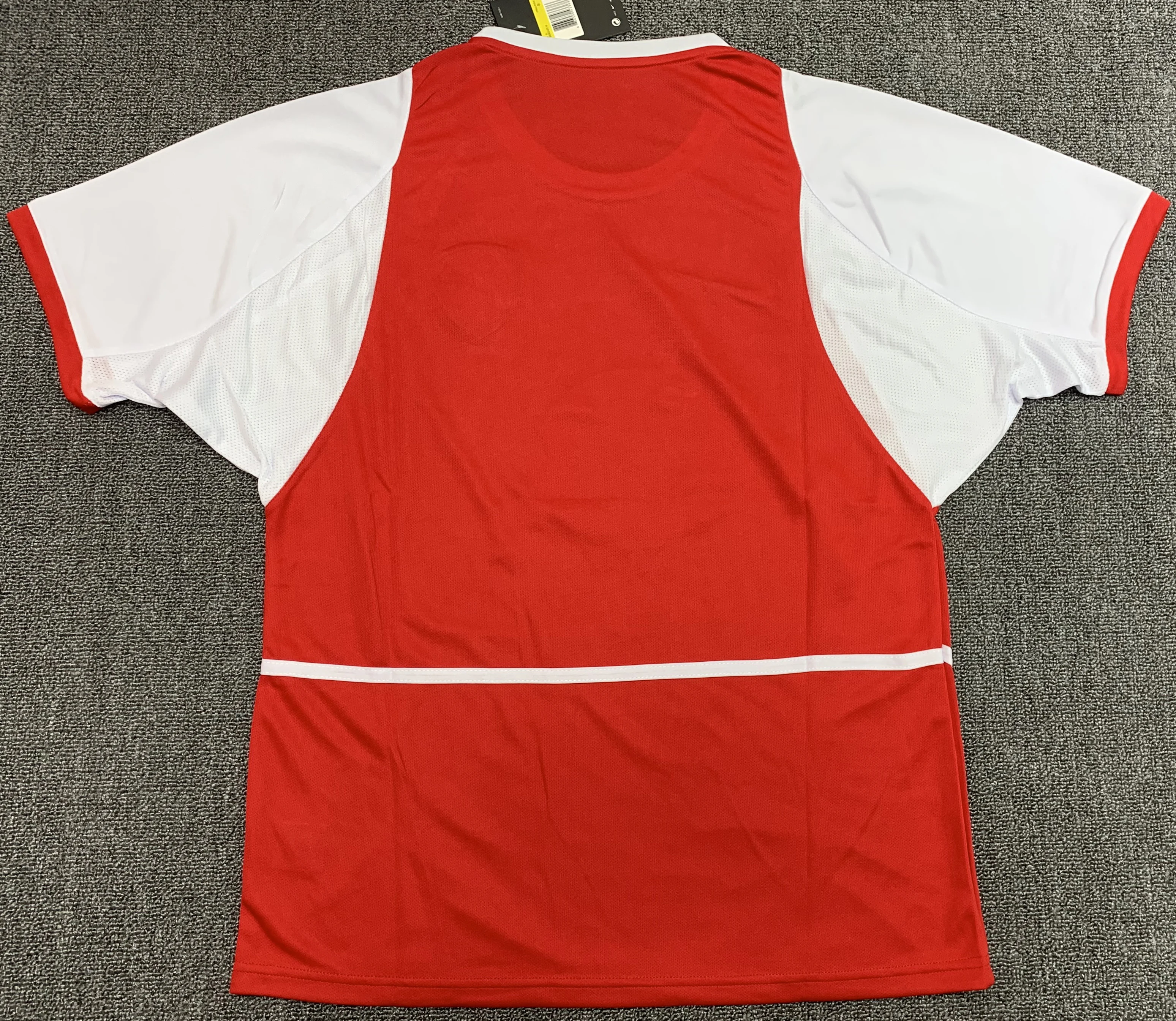 2002-03 Arsenal Home Retro Jersey view 2