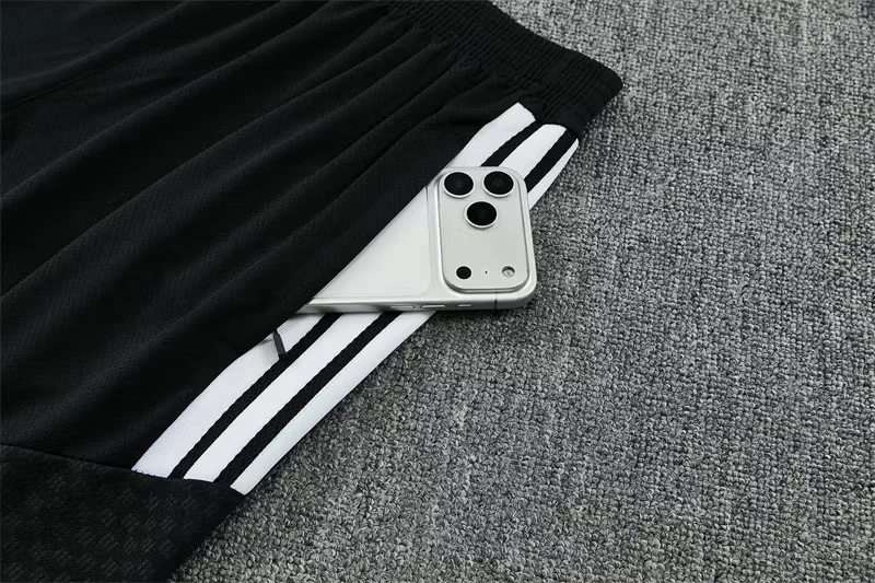 2026-27 Liverpool White Short-Sleeve Training Jersey view 11
