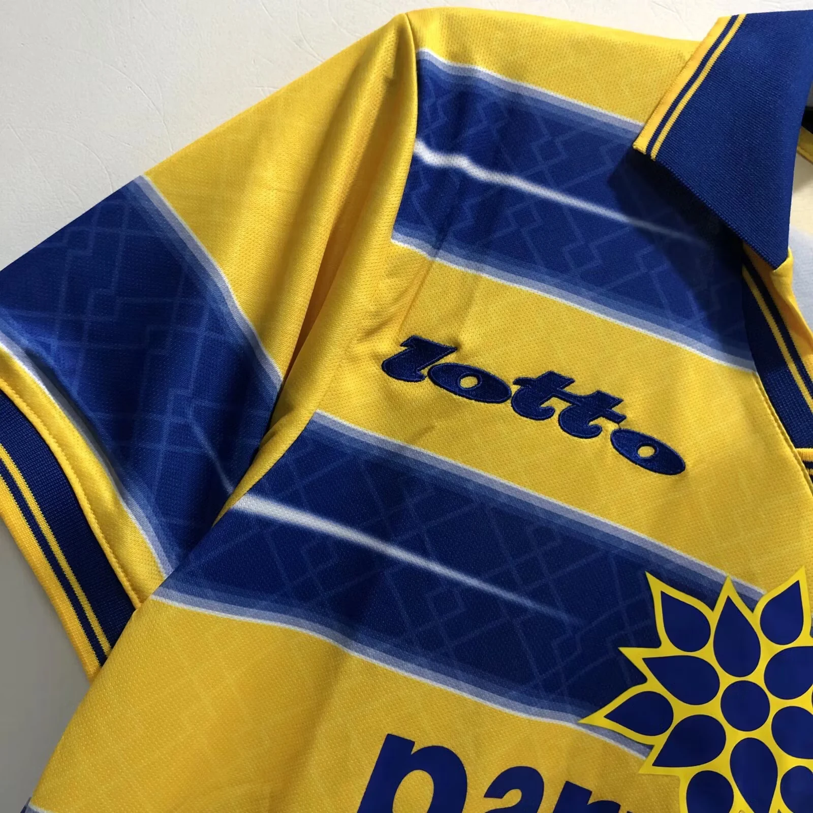 1998-99 Parma Home Retro Jersey view 4