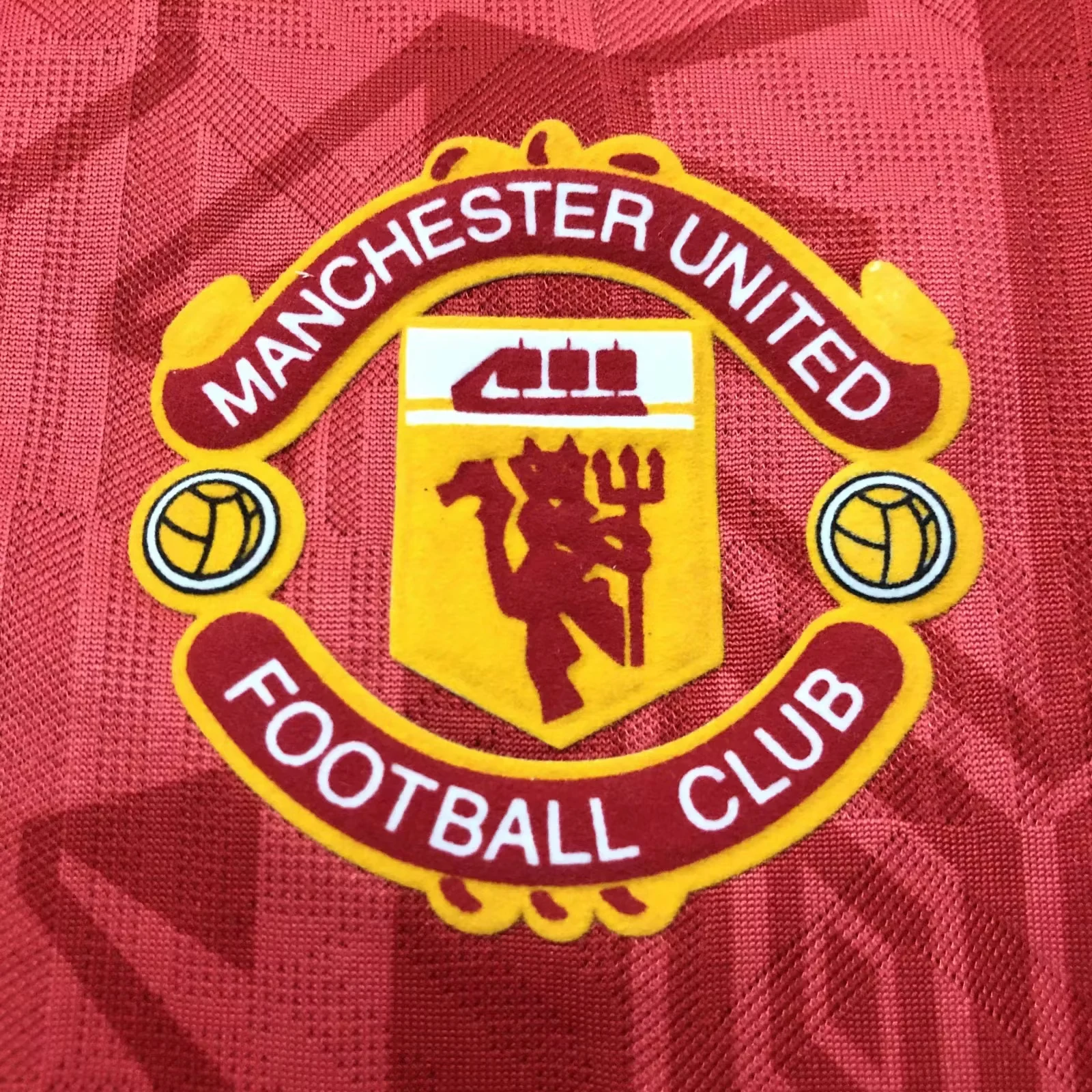 1992-94 Manchester United home retro jersey view 3