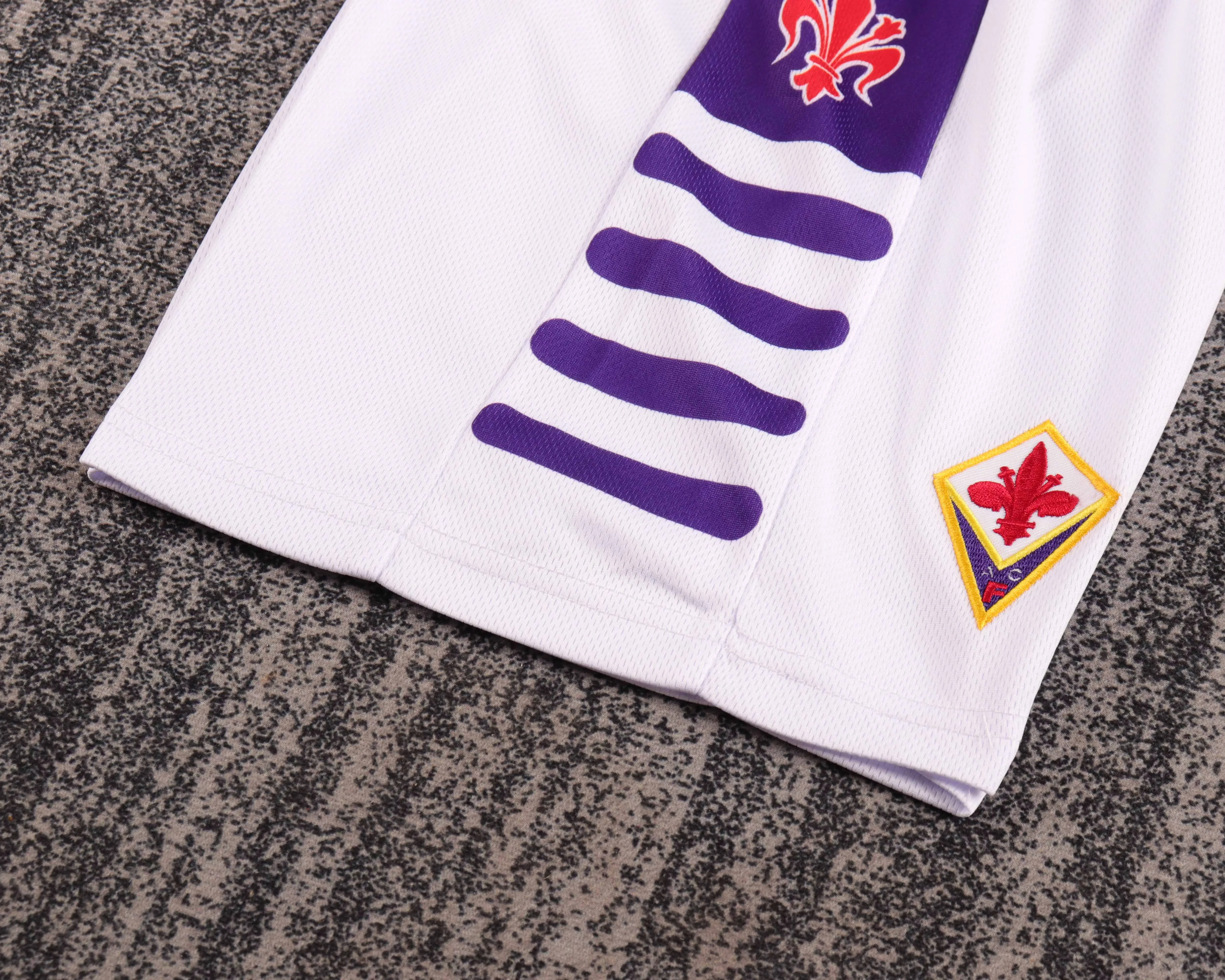 1998-99 Fiorentina Away Vintage Shirt - Kids view 4