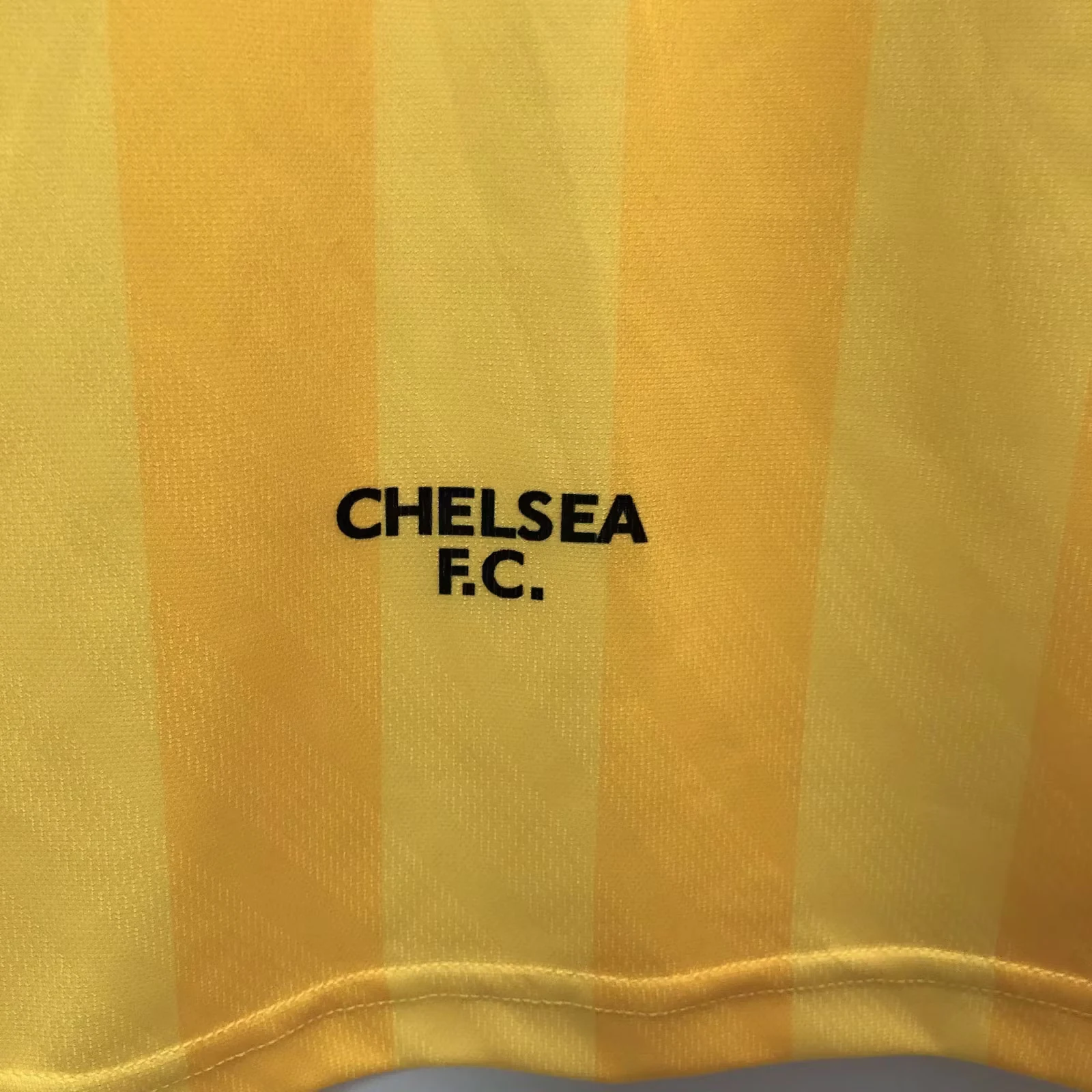 1995-97 Chelsea Away Retro Shirt view 3