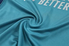 2025-26 Arsenal Green Half-Raised Training Jersey view 8