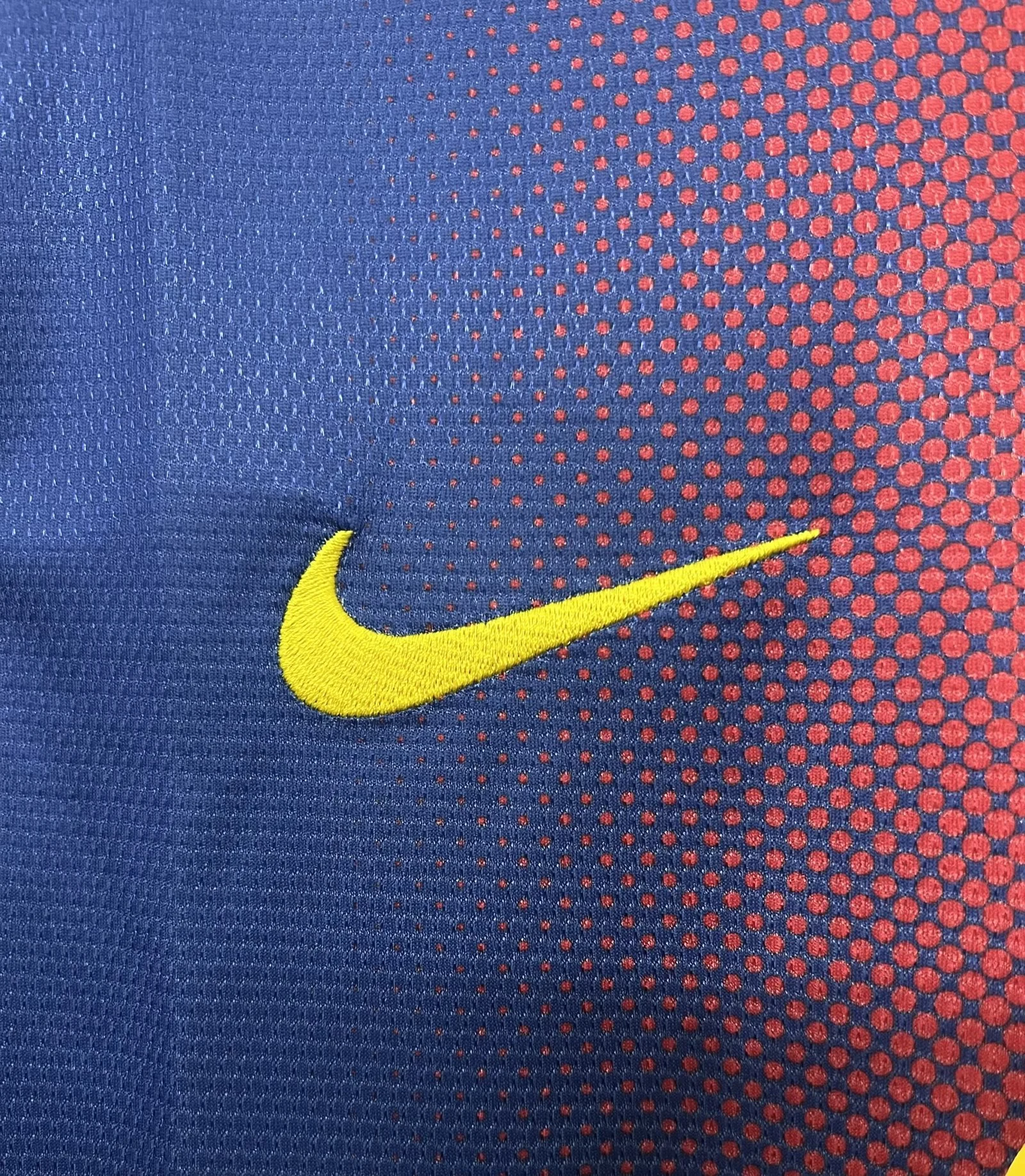 2012-13 Barcelona Home Retro Jersey view 3