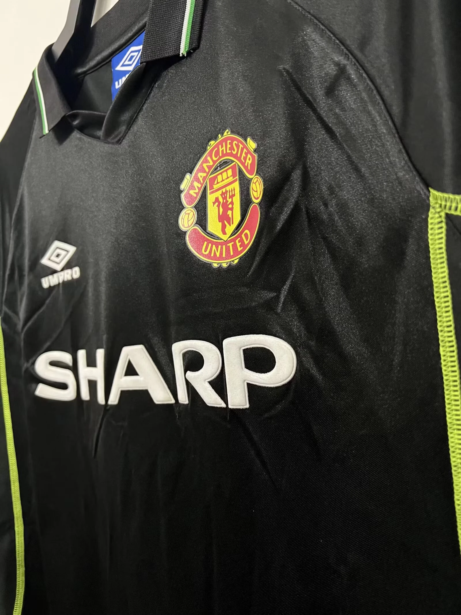 1998-99 Manchester United Second Away Retro Jersey view 4